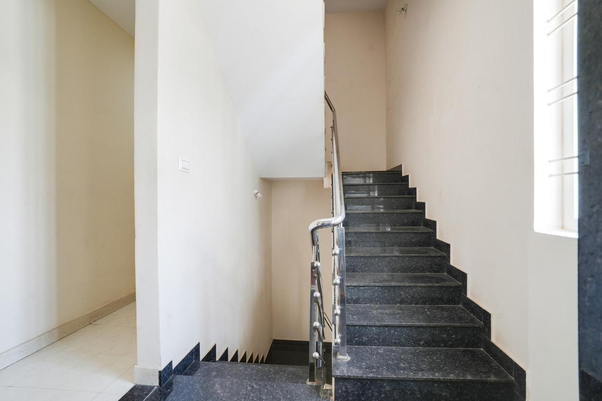Super Hotel O Bangalore Near Reva Circle Formerly Cka Boarding Yelahanka Exterior photo